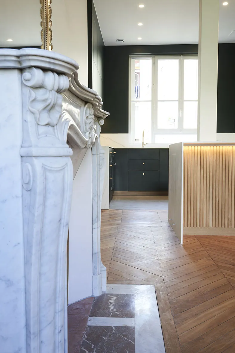 sika-cheminee-sejour-apres-travaux