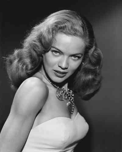 Photograph of Dona Drake