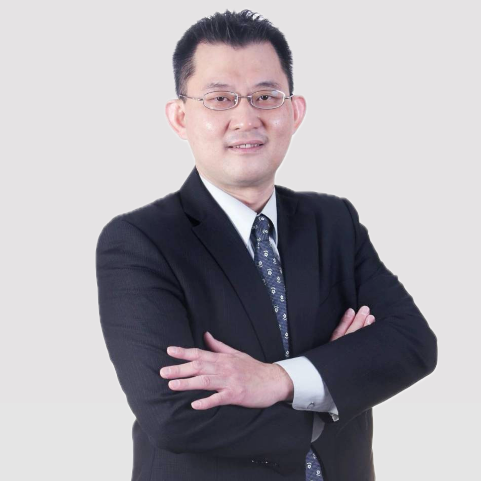 李介里(里哥) - 言果學習講師個人形象照