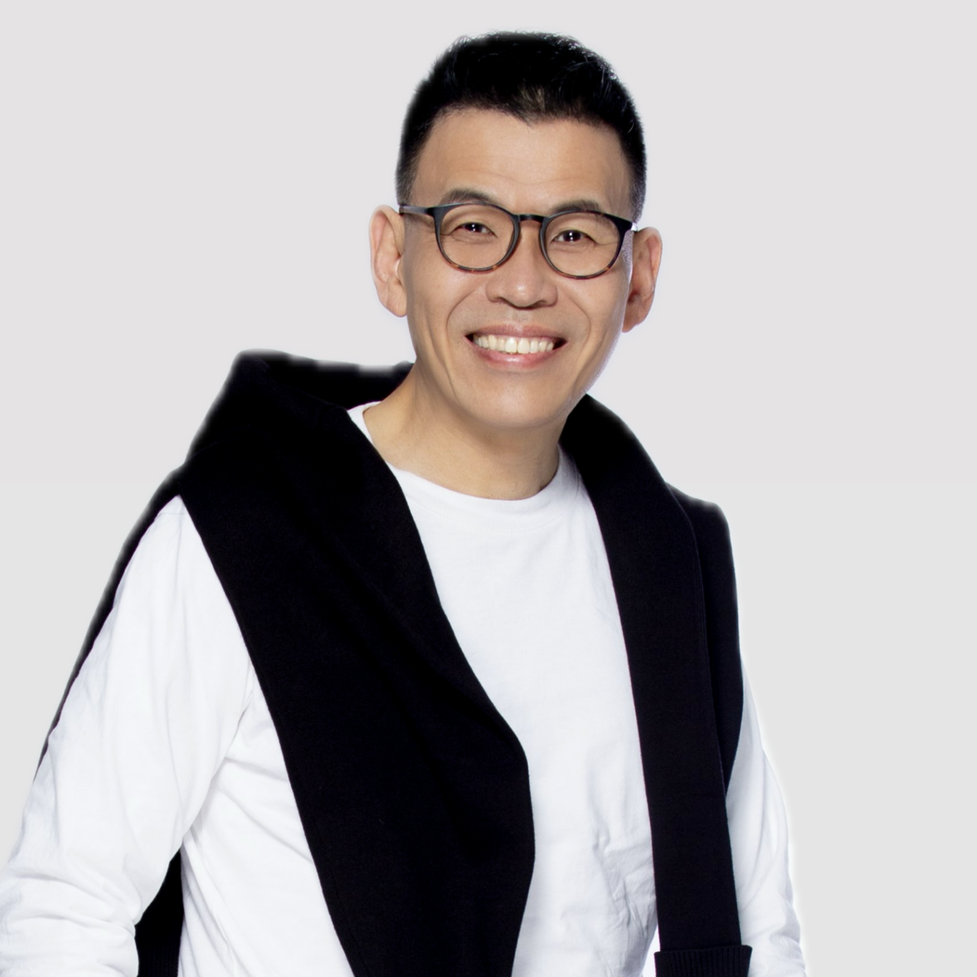 王介安 - 言果學習講師個人形象照