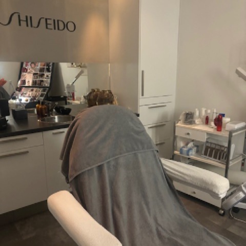 Shiseido salon Leiderdorp