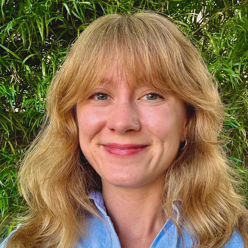 Ella Caestecker, LCSW (#137091)