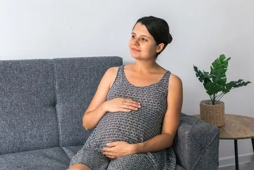 Does Tylenol During Pregnancy Cause Autism? What the Research Shows