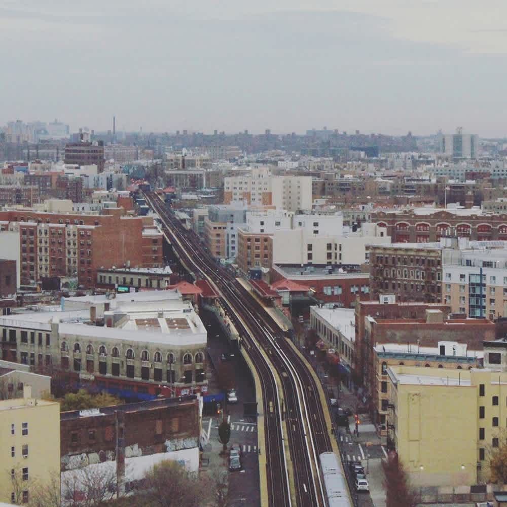 EL BRONX image