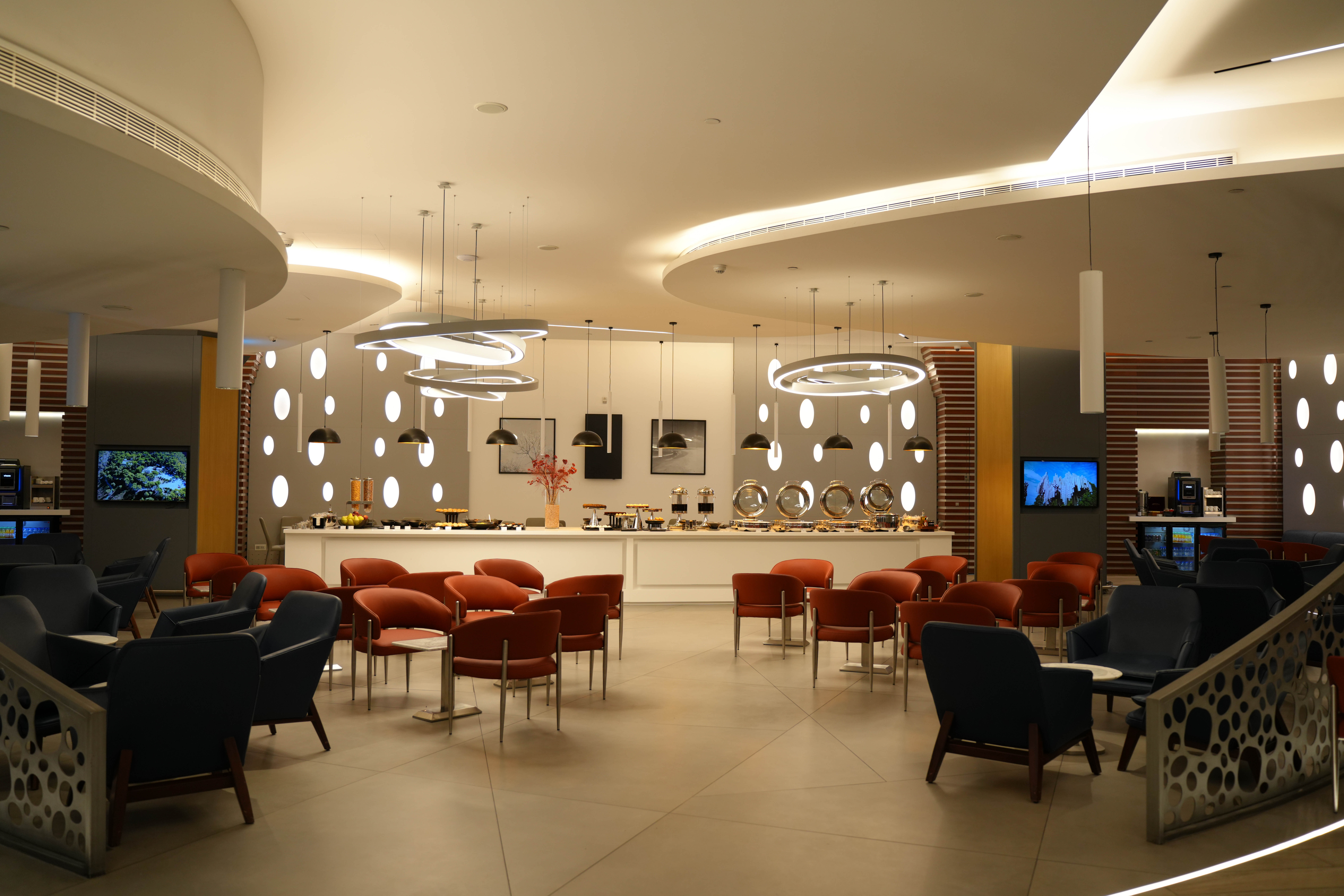 AHLEIN - Premium Lounge