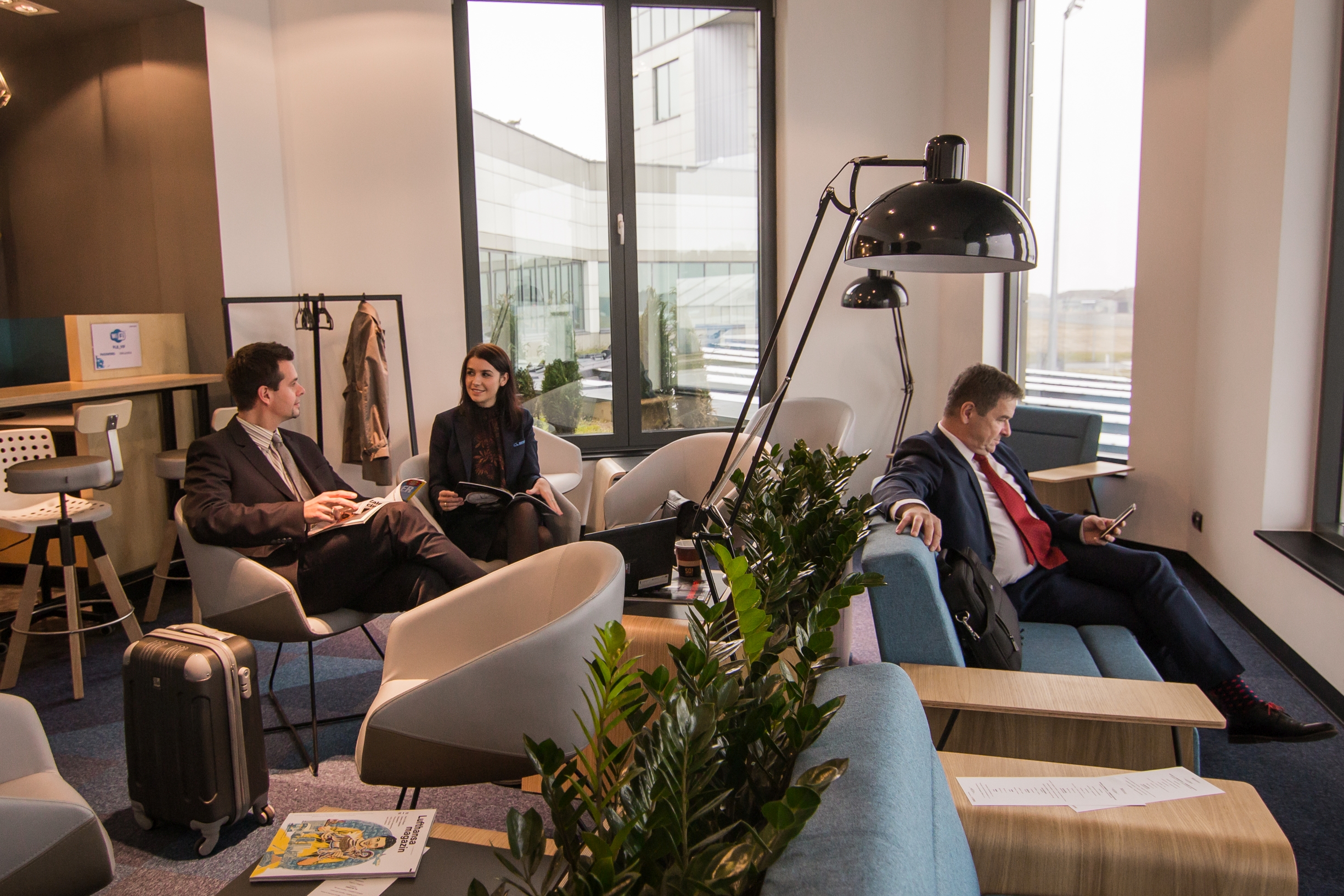 Executive Lounge atmosphere, image 2