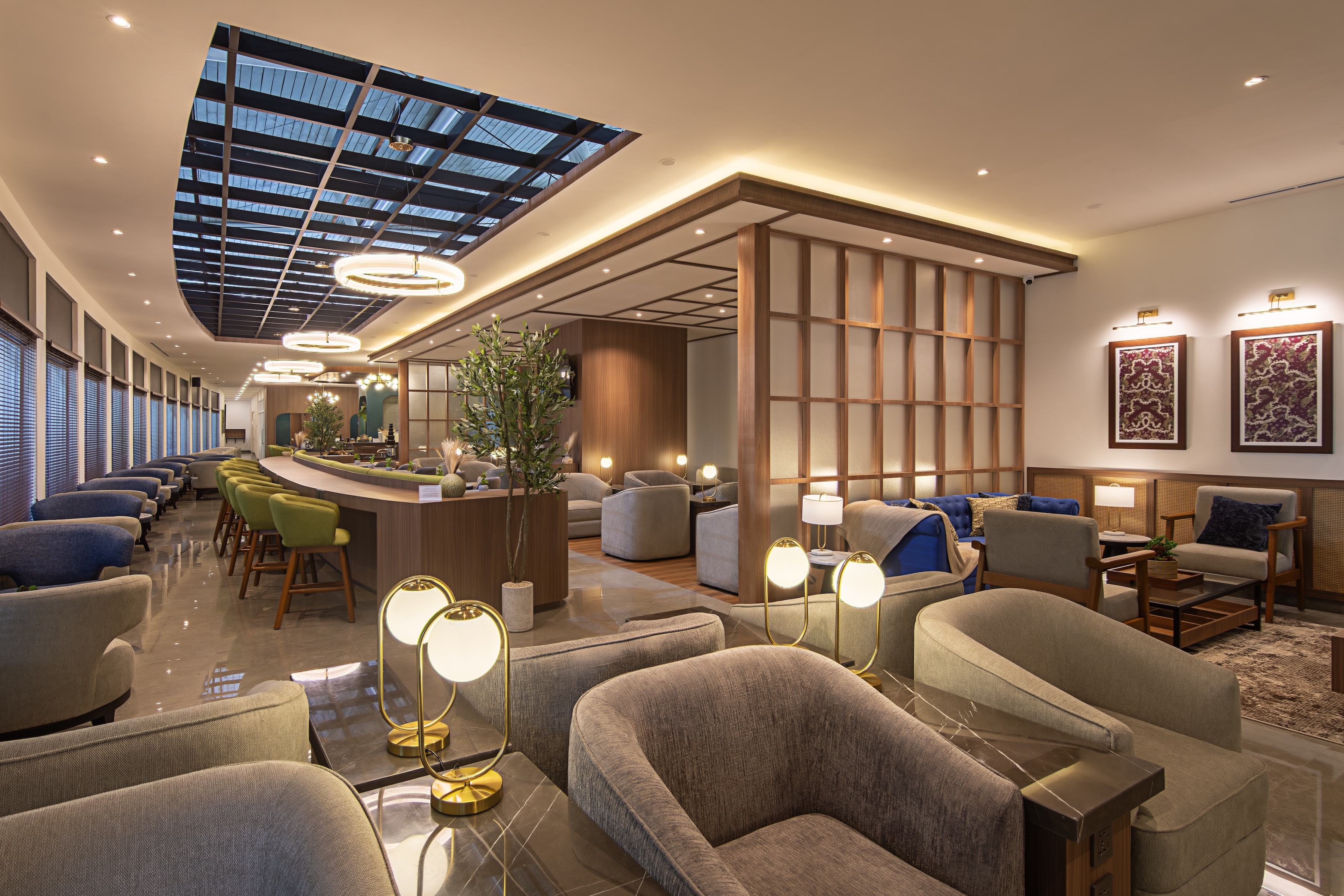 Blue Sky Premier Lounge