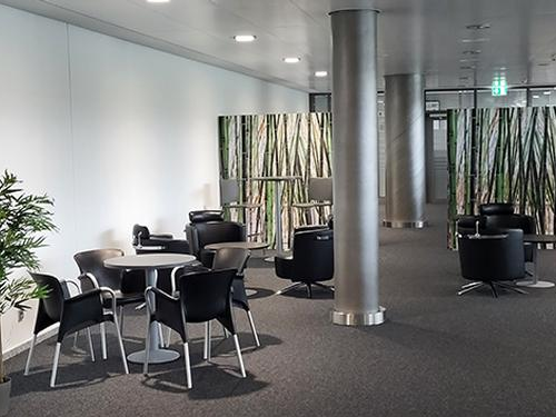 Melli-Beese Lounge