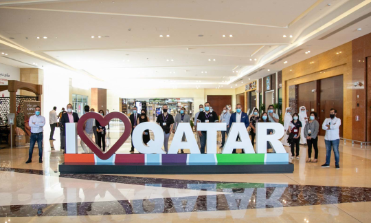 قطر مول يستقبل الإعلاميين في جولة تعريفية على تجربة التسوق والطعام الآمنة