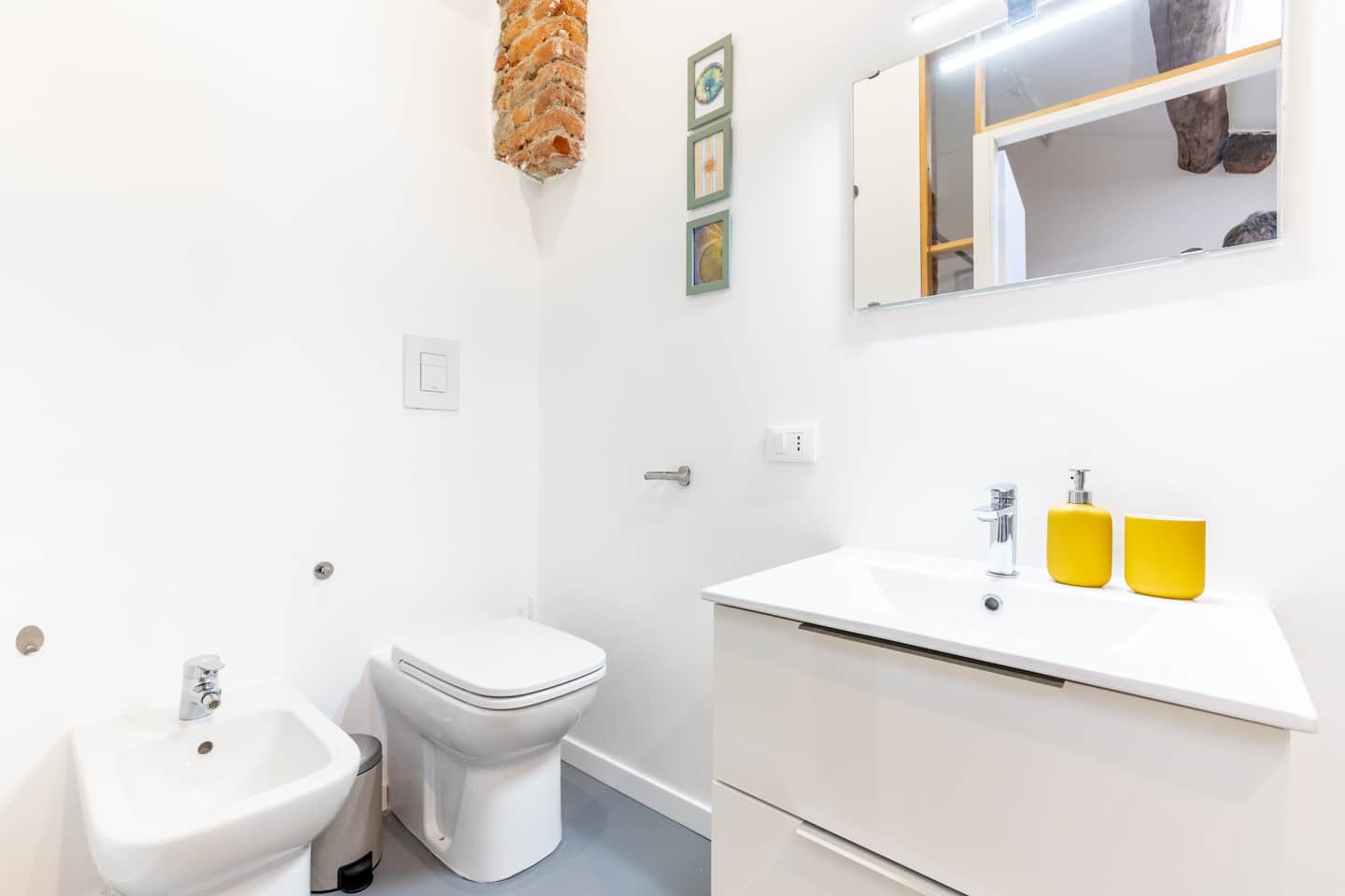 [Duomo-Cinque Giornate-] 2BR Suite, WiFi & Netflix