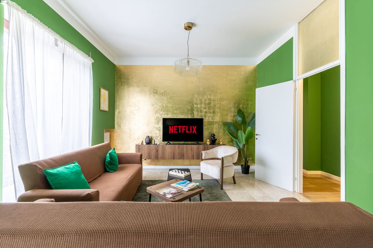 Luxurious 3-bedroom apartment with 3 balconies