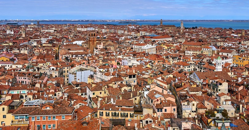 Immobili, mercato in rialzo nel 2025: acquisti prima casa al 73%