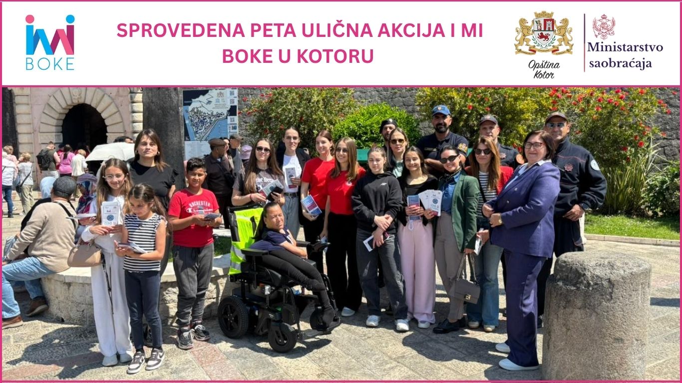 Zajednička fotografija ekipe koja je učestvovala na Uičnoj akciji na gradskoj rivi u Kotoru