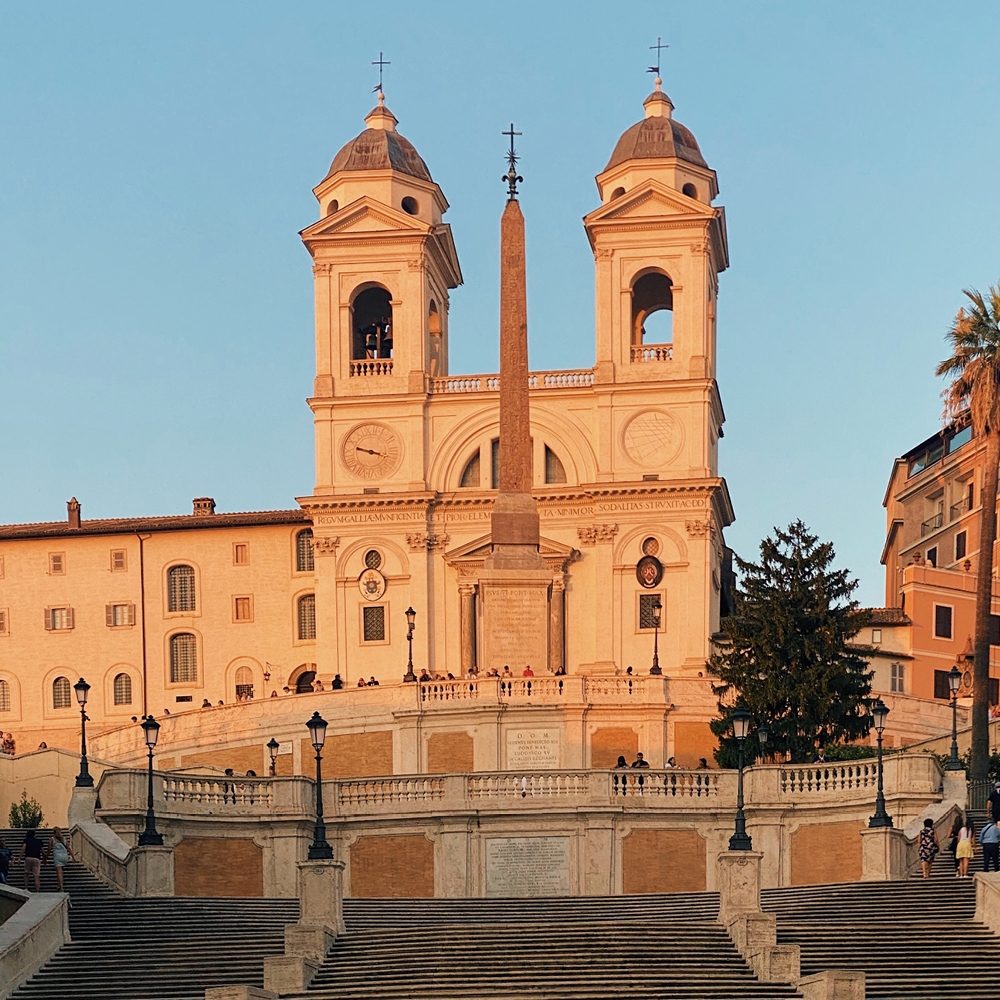 A Trippy High in High Season