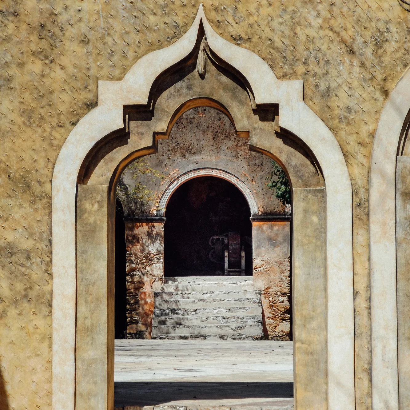 Hero_Square_01:29:21_3_Hacienda Ochil, Yucatan_Jorge-Zapata_unsplash.png