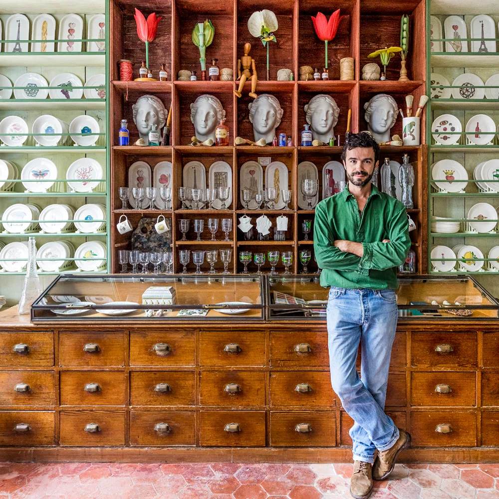 Marin Montagut©RomainRicard_opener_SQ.png