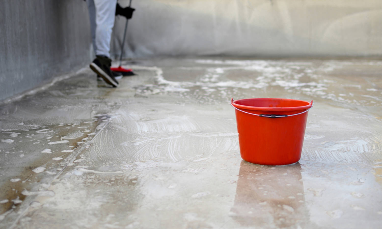 6 Easy Ways To Clean Concrete Without a Pressure Washer