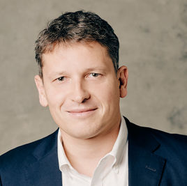 Portrait of 
            Prof. Dr.
            Ken
            Herrmann
            