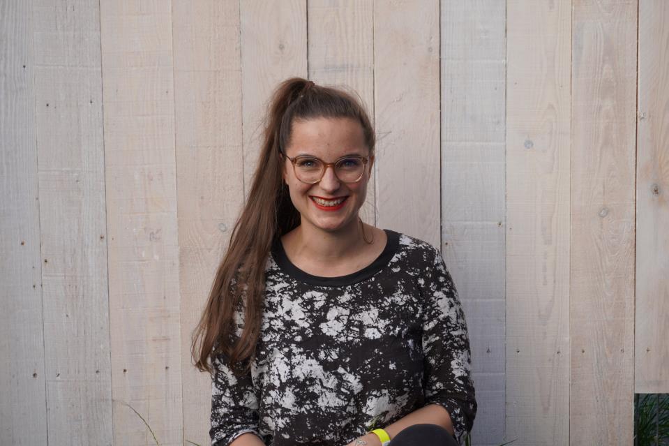 Portrait of 
              Chantal
              Mirek
              