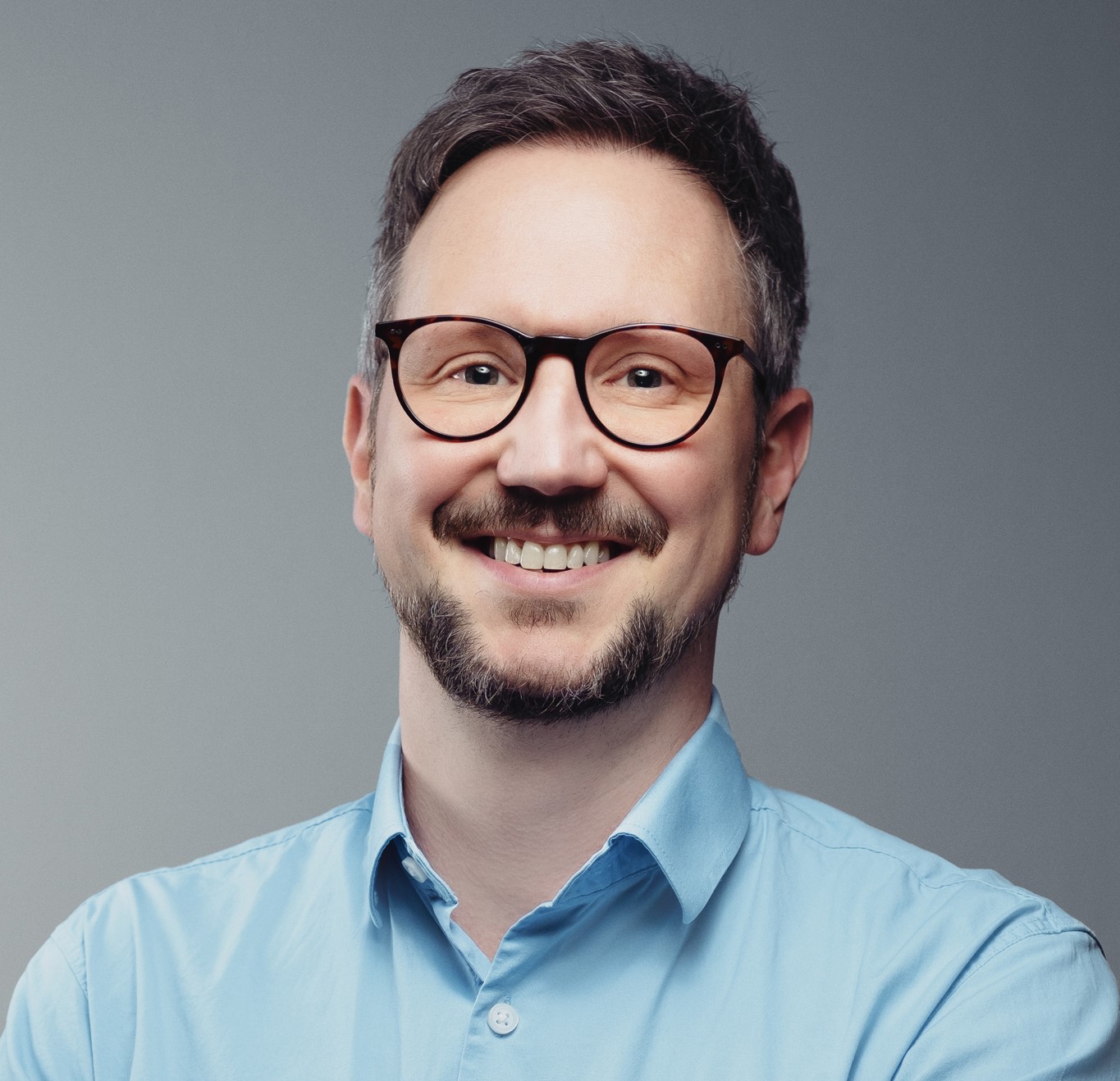 Portrait of 
            Oliver
            Hilgers
            