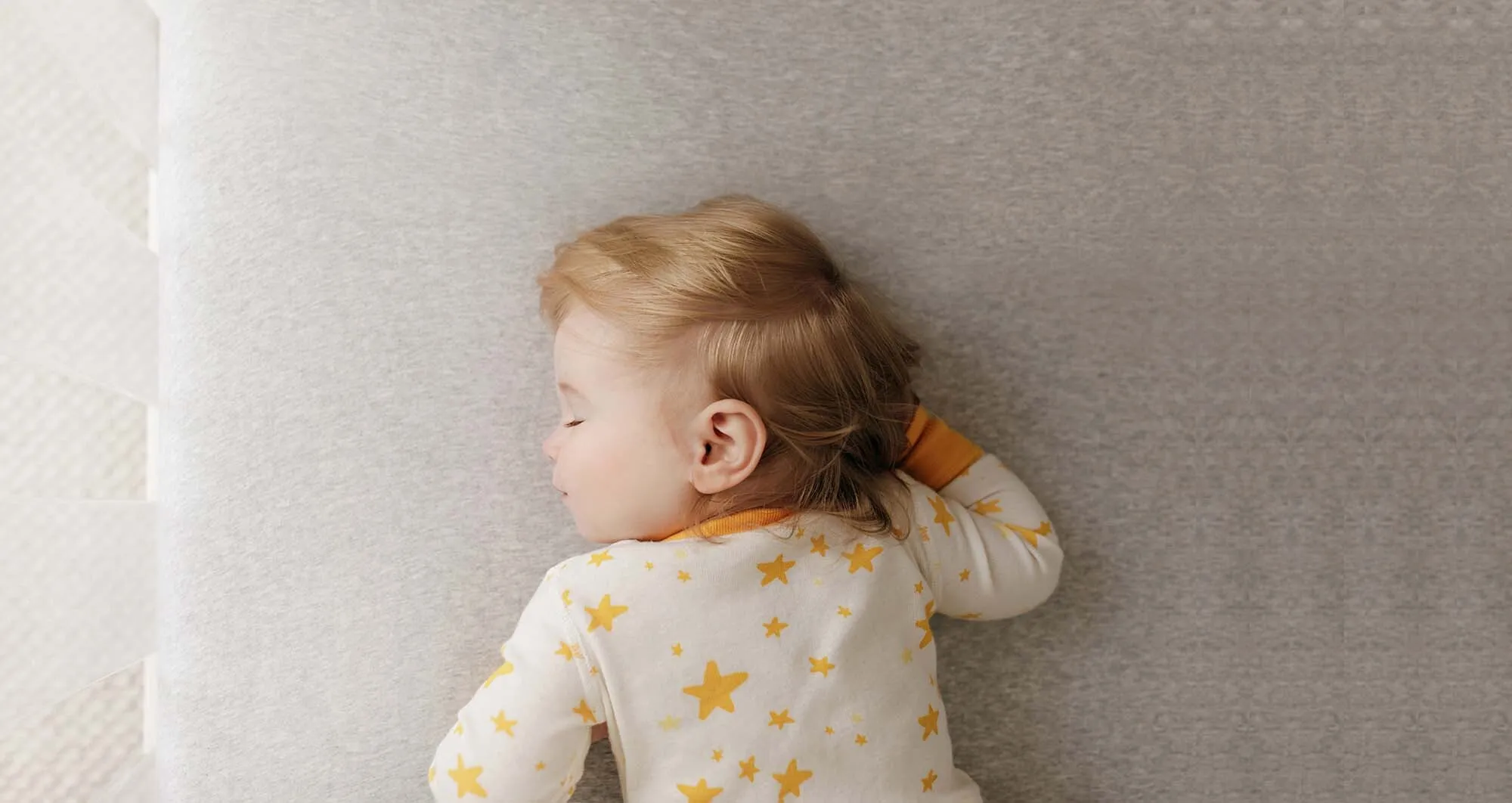 Baby Bedtime Routine and Sleep Schedule Tips - Hero Image - Zarbee's Naturals - en-US