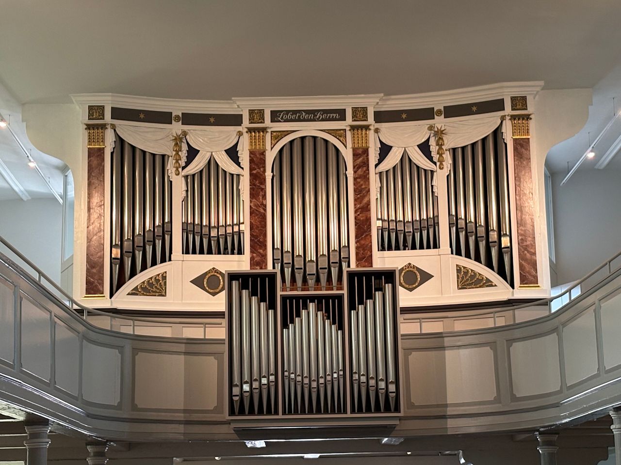 Die St. Johanniskirche von innen.