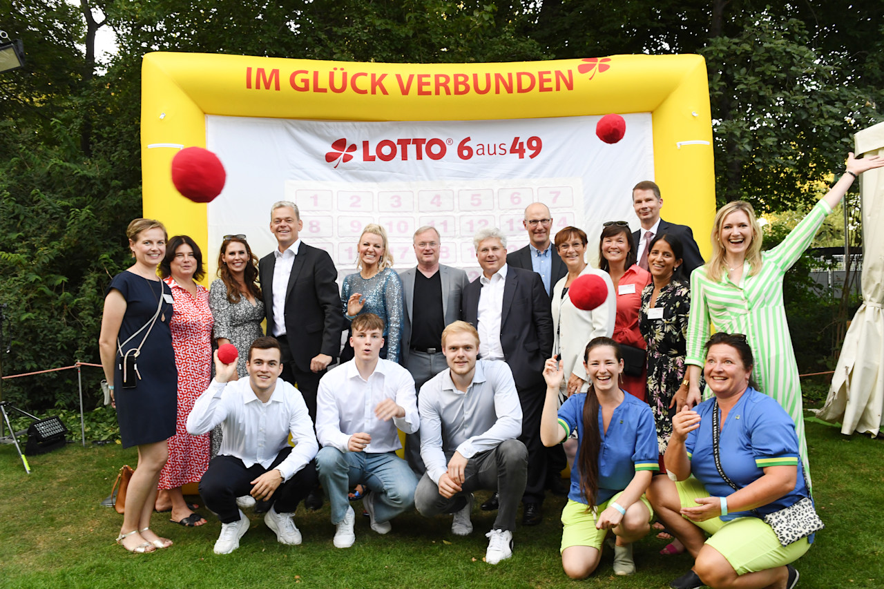 LOTTO in Deutschland präsentierte sich beim Bürgerfest unter dem Motto „Im Glück verbunden“ 