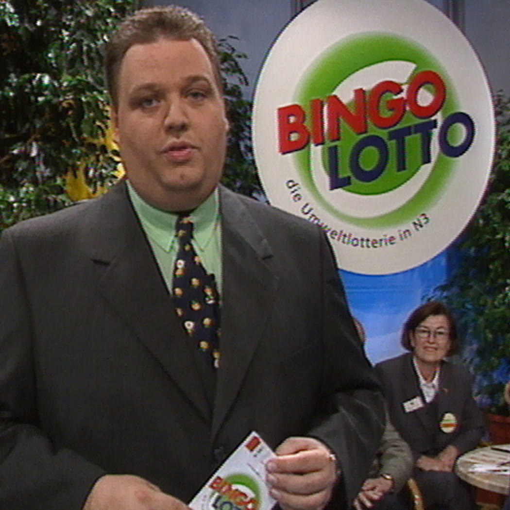 BINGO-Moderator Michael Thürnau bei der ersten BINGO-Sendung im Jahr 1997