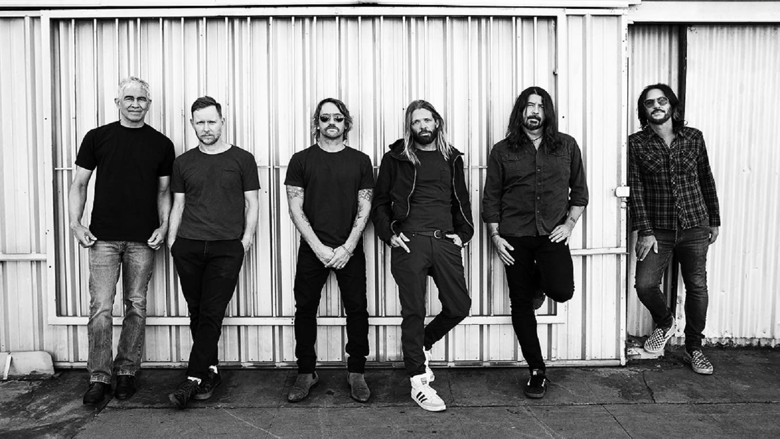 Erlebe die Foo Fighters live in Basel