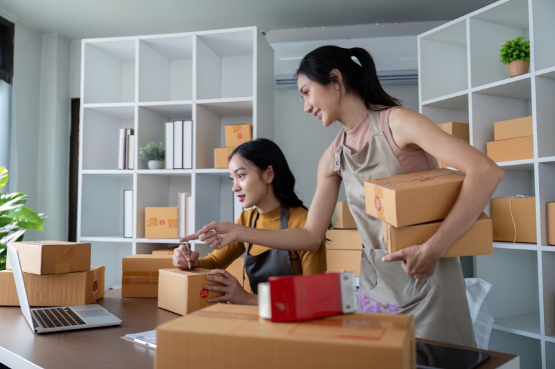 ecommerce kitting
