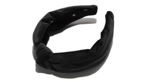A velvet knotted headband