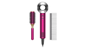 dyson hairdryer that can dry and smooth hair quickly and with less frizz