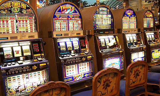 What does volatility for slot games mean