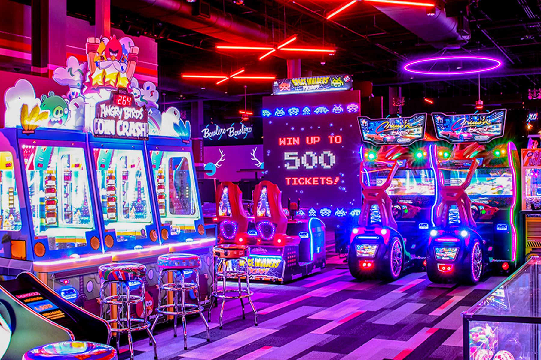 Large, colorful arcade with lots of big games