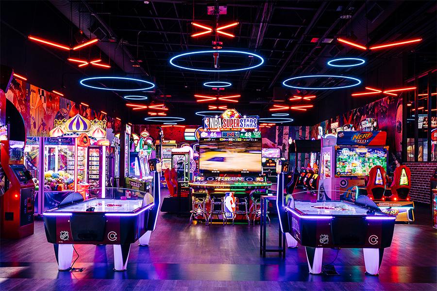 Large, colorful arcade with lots of big games