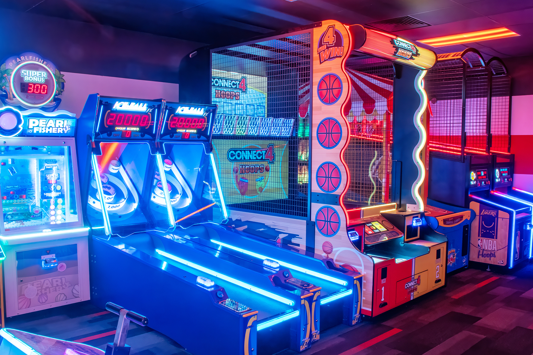 Large, colorful arcade with lots of big games