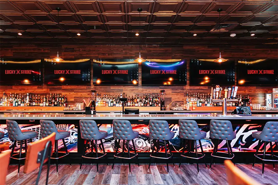 Classic bar with lots of seating and big TVs