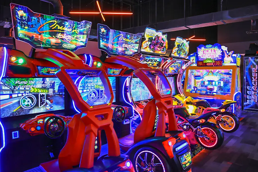 Large, colorful arcade with lots of big games