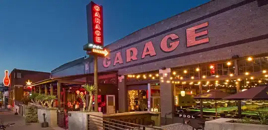 Garage Bowlero Center
