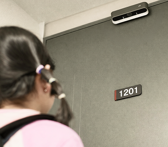 아이가 학원에서 안전하게 집에 도착했을까?