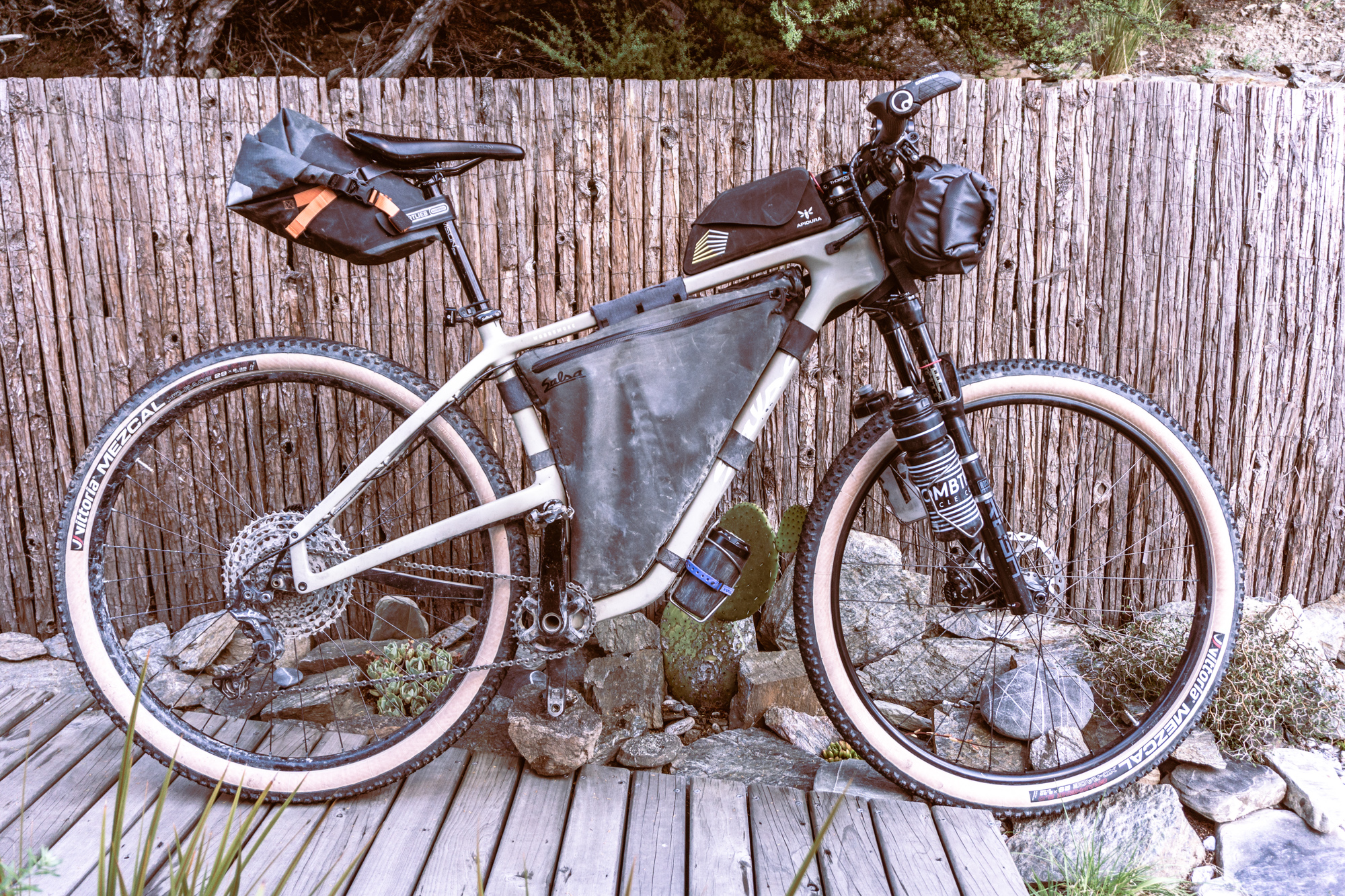 Bikes of Tour Te Waipounamu 2021 – DotWatcher.cc