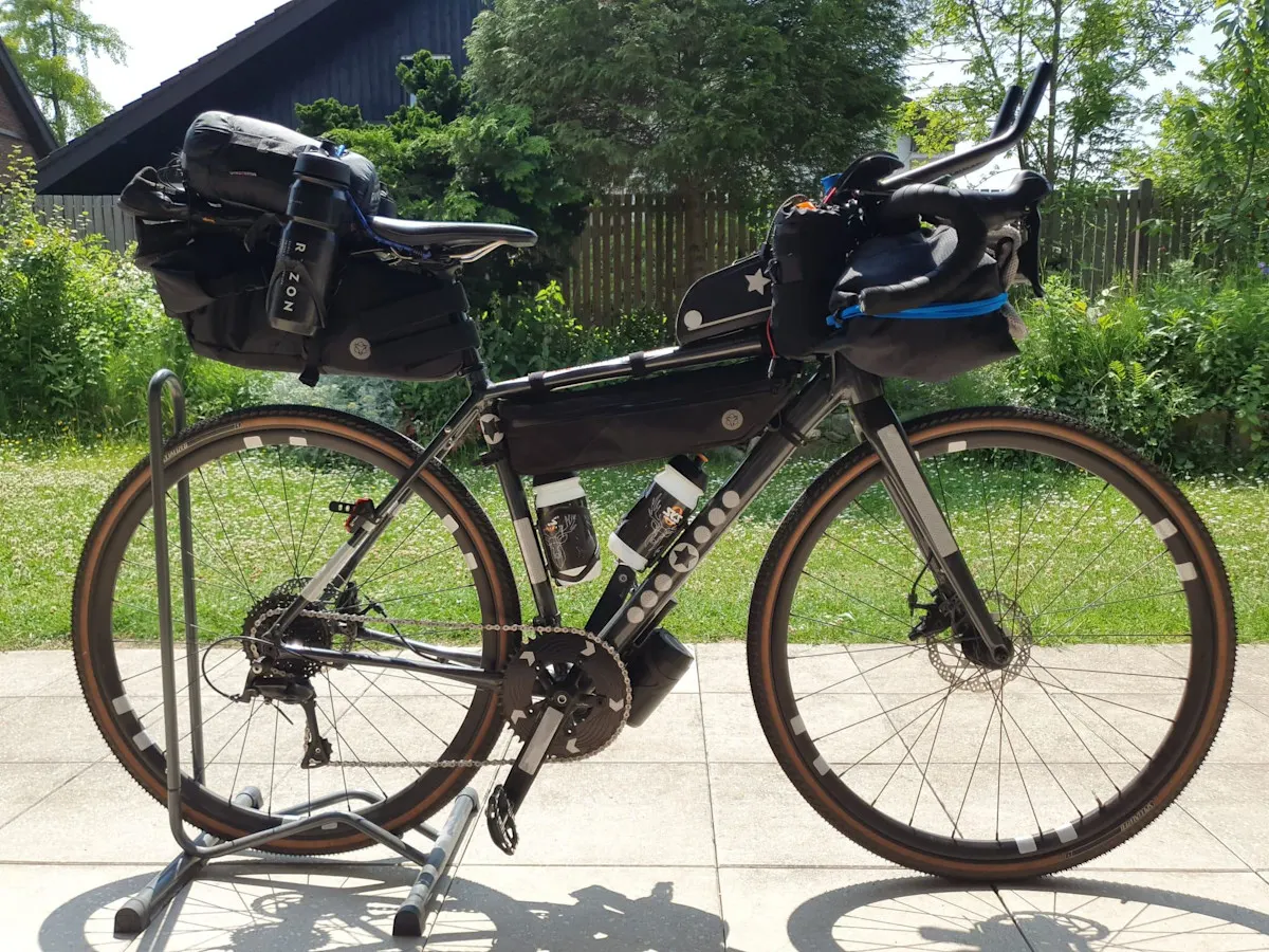 Bikes of Race Around The Netherlands GX 2025 – DotWatcher.cc