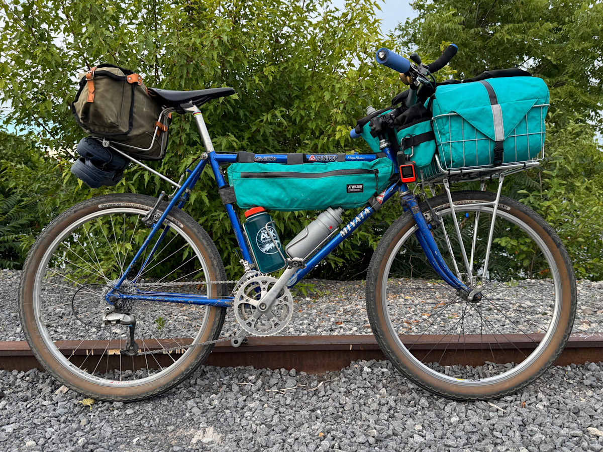 André Lutereau – Travelling Bikes of the Log Drivers Waltz 2025 – DotWatcher.cc