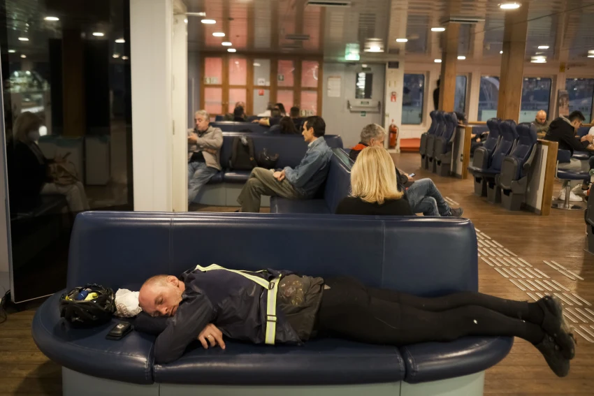 Lennard Hammerstein asleep on ferry Charlotte Gamus