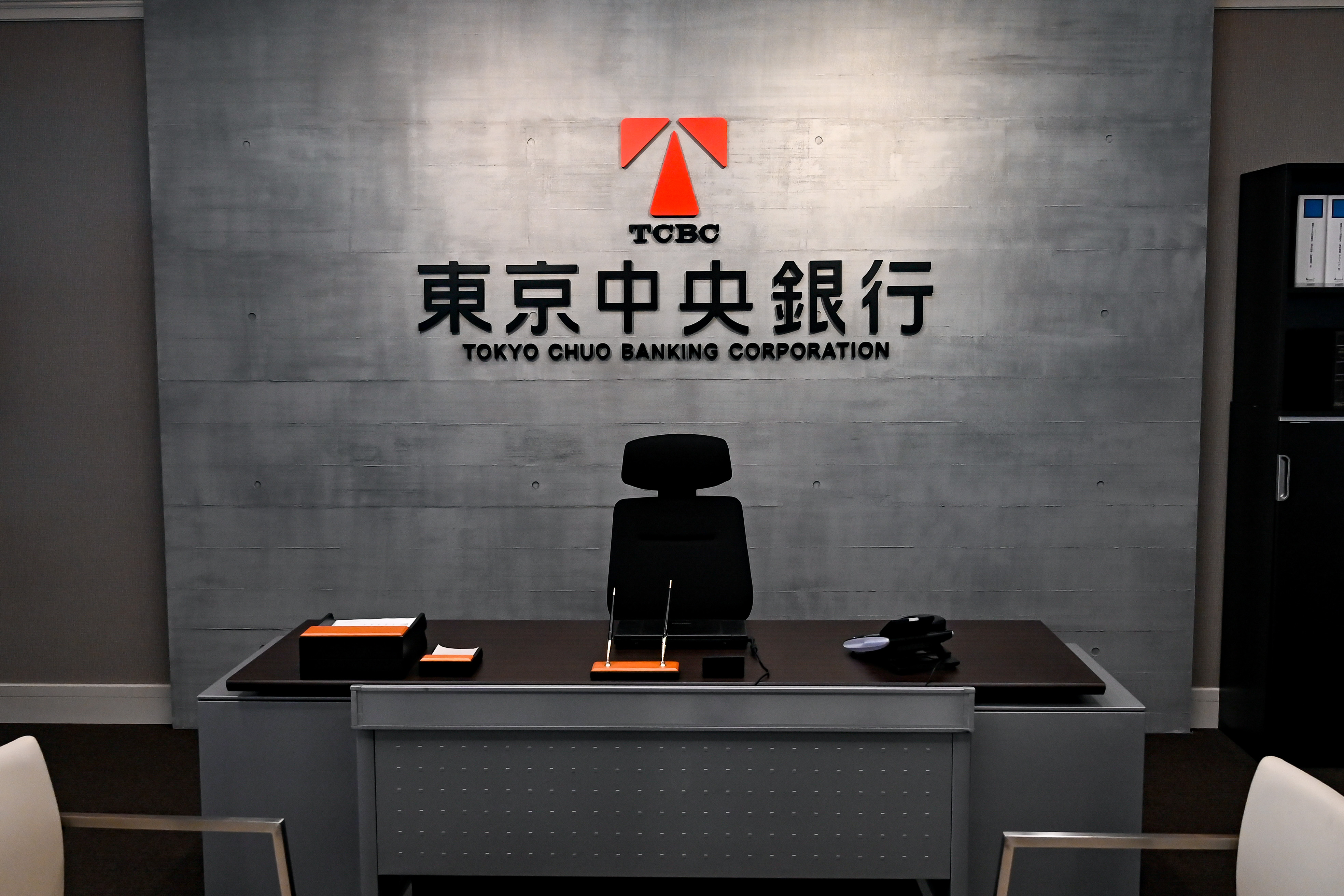 除了「加倍奉還」，半澤直樹還教會我們哪10句職場日語？ 