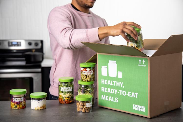 Delivery lifestyle image