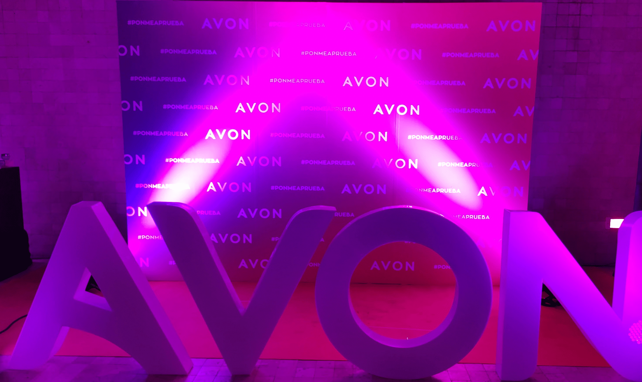 EVENTO “ESTRELLAS AVON”