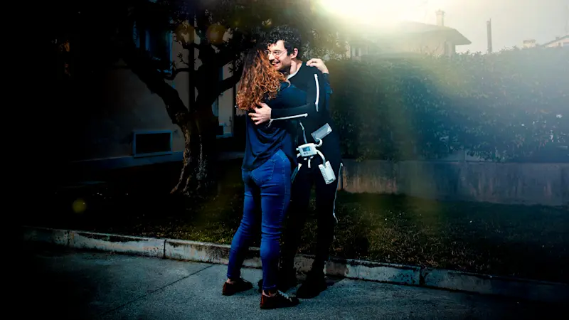 Bild Exopulse Mollii Suit Anwender Michele