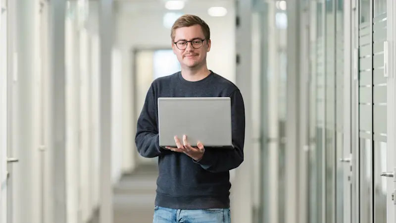 Yannik_10363-216-HR-ottobock-Ausbildungsberufe-AKL-20201104-30-ret