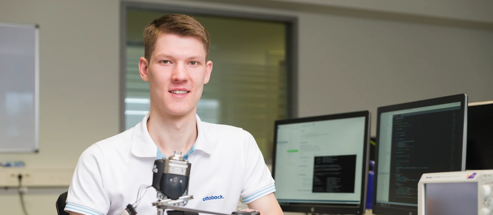 Career - B. Eng. Elektrotechnik - John (CRP)